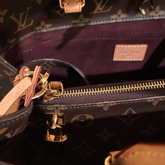 Louis Vuitton Monogram Canvas Montaigne MM Tote - Picture 7 of 14